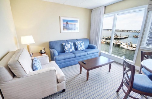The Point Resort | Club Wyndham Inn on Long Wharf