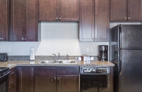 Park City Condo | Club Wyndham Park City, Utah, 2 Bedroom Deluxe Suite