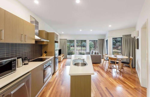 Seven Mile Beach Apartment | Club Wyndham Seven Mile Beach