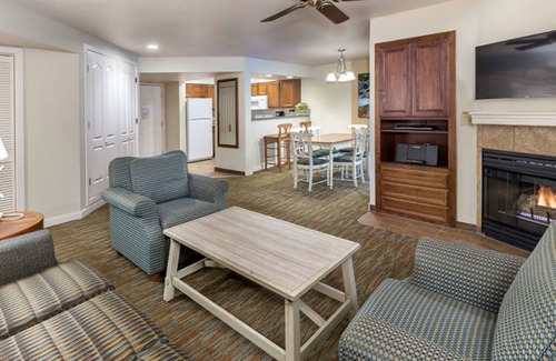 Round Hill Village Resort | Club Wyndham South Shore, 2br Deluxe Condo, Free WiFi