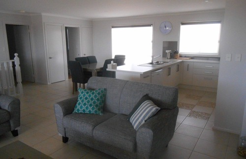 Muloowurtie House | Cluff Vew - Sea views!. Off Peak Special!