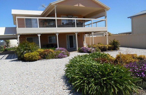 Muloowurtie House | Cluff Vew - Sea views!. Off Peak Special!