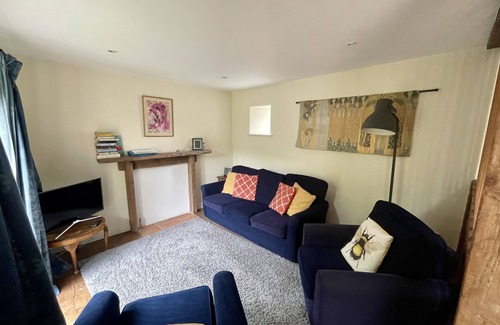 Corton Cottage | Coach House In The Picturesque Village Of Mere