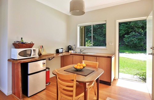 Coledale Apartment | Coalface - Privacy, Views, Gardens