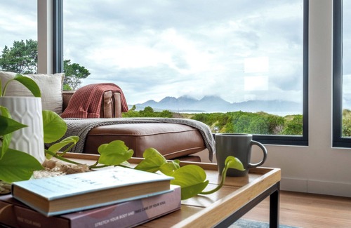 Dolphin Sands House | Coast Beachfront Retreat - Freycinet Holiday Houses