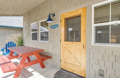 Dover Bay House | Coast Is Clear - Courtyard Beach Bungalow