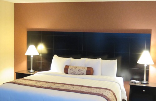 Nisku Hotel | Coast Nisku Inn & Conference Centre