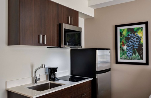 Okanagan-Similkameen Hotel | Coast Oliver Hotel