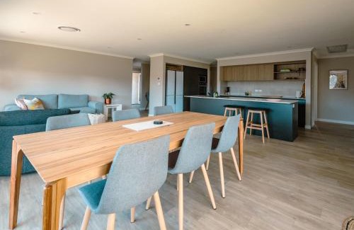 Hawley Beach House | Coastal Bliss Retreat Elegant Beachside Escape at Hawley Beach
