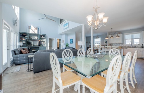 Shell Island House | Coastal Bliss! Great for Families! A Place where Memories are made!