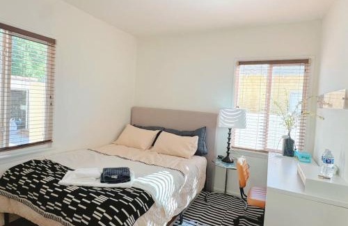 Mar Vista House | Coastal Comfort Homestay in West Los Angeles