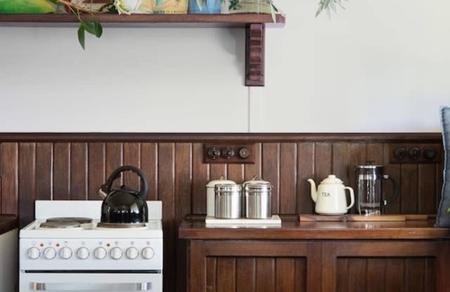 Rosa Brook Cottage | Coastal country charm in the heart of Margaret river