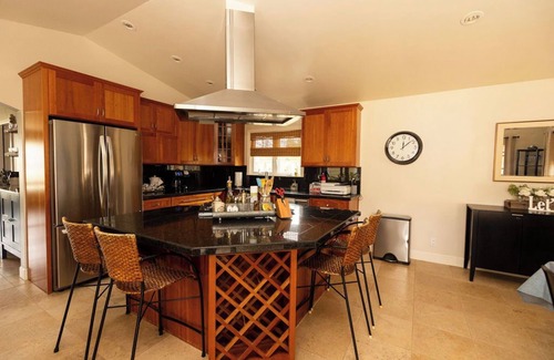 Del Rey Oaks House | Coastal Cul-De-Sac, Centrally Located Monterey Peninsula Home