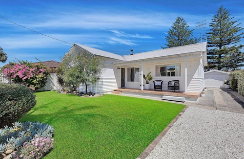 Long Jetty House | Coastal Escape