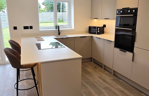 Cemaes Bay House | Coastal Family Friendly Home Anglesey
