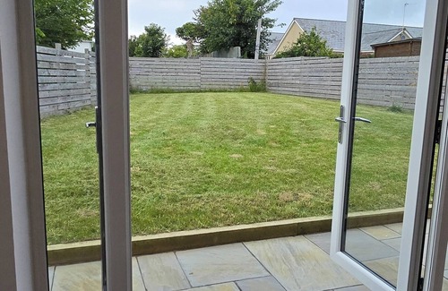 Cemaes Bay House | Coastal Family Friendly Home Anglesey