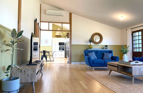 Sunderland Bay House | Coastal Farmhouse: The cottage