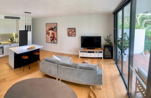 Little Bay Apartment | Coastal Green Living - Short walk to beach, surrounded by parks and golf courses