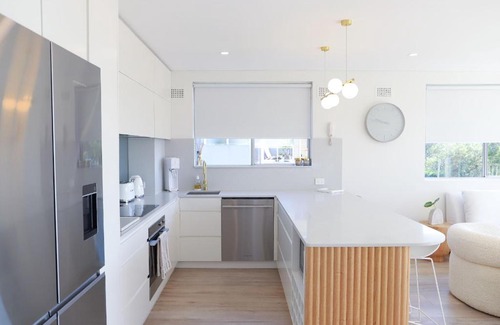 Newport Apartment | Coastal Holiday Apartment