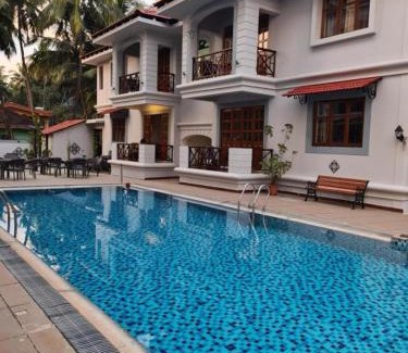 Sernabatim Apartment | Coastal Suites Apart Hotel - 8 minutes walk to beach
