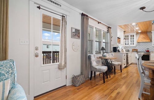 Key Allegro House | Coastal Therapy ~ ~ Beautiful 3/3 Home in Key Allegro with Water views!
