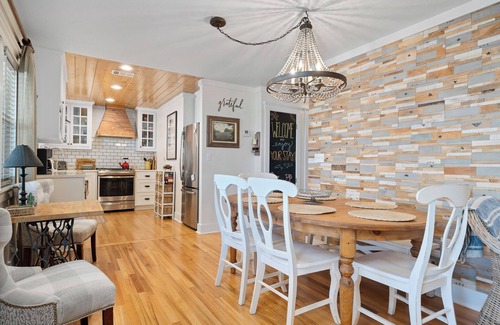 Key Allegro House | Coastal Therapy ~ ~ Beautiful 3/3 Home in Key Allegro with Water views!
