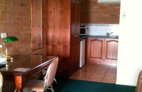 Cobar Hotel | Cobar Town and Country Motor Inn