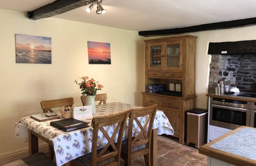 Kilkhampton Cottage | Cobble Cottage near Bude