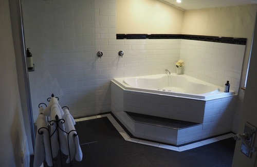 Willunga Bed & Breakfast | Cobblers Cottage B & B accommodation