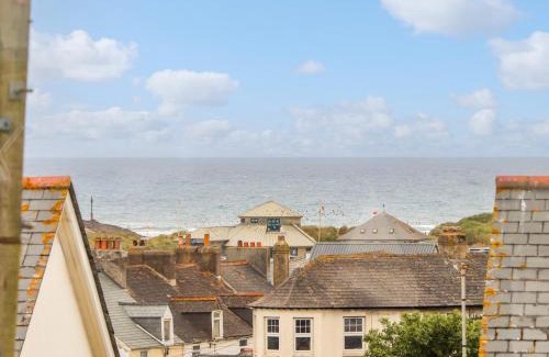 Kilkhampton House | Cobblestone Cottage