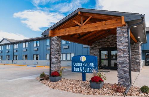 Trenton Hotel | Cobblestone Inn & Suites - Trenton