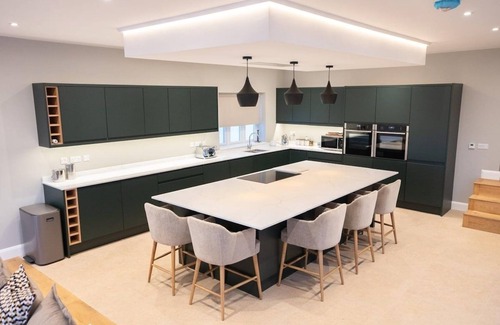 Cleedownton House | Cobley Hill Farm - Sleeps 24
