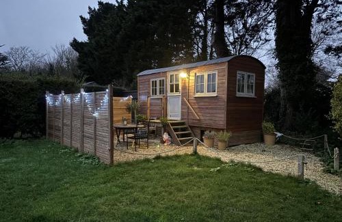 West Ashling House | Cobo Cottage