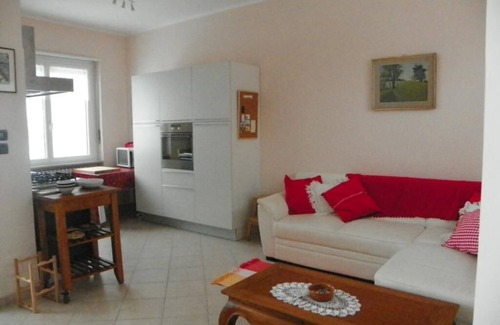 Cocconato House | Cocconato: detached house with private garden and views