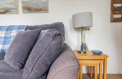 Helford Passage House | Cockle Island Cottage