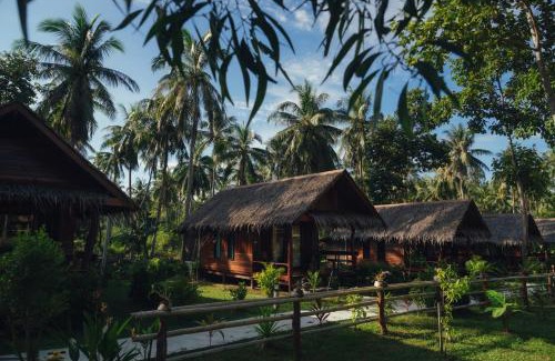 Nuea Khlong Resort | COCO Canopy Boutique Resort
