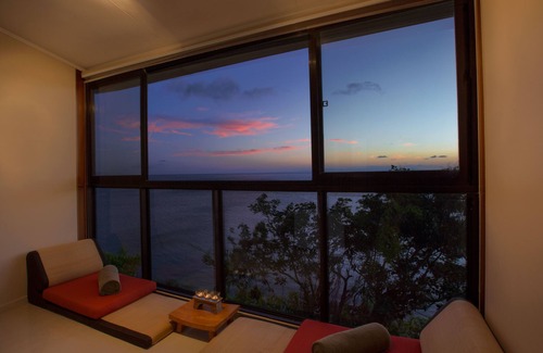 Anse Bois de Rose Hotel | Coco de Mer Hotel and Black Parrot Suites