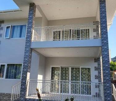 Anse La Mouche Apartment | Coco De Mer Villa