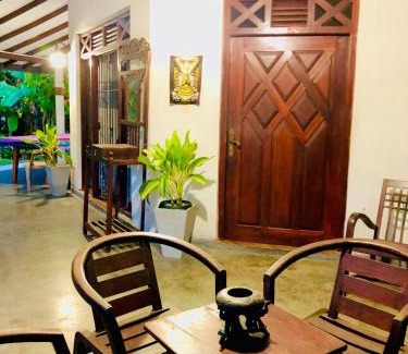 Kaduruduwa House | Coco Grove