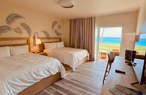 Paget Hotel | Coco Reef Bermuda