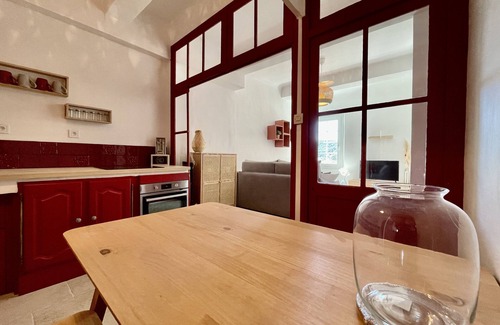 Cotignac Apartment | Cocon Coquelicot au Charme Indéniable