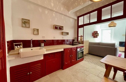 Cotignac Apartment | Cocon Coquelicot au Charme Indéniable