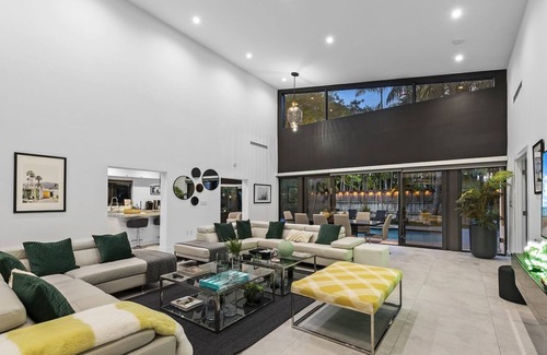 Northeast Coconut Grove Villa | Coconut Grove Florida Villa Rental