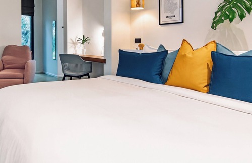 Bang Krasop Hotel | Coconut Lane Bangkok