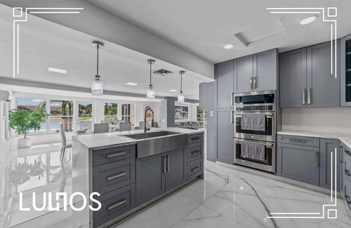 Ludlam House | Coconut Oasis with Pool, Jacuzzi, Mini Golf & More