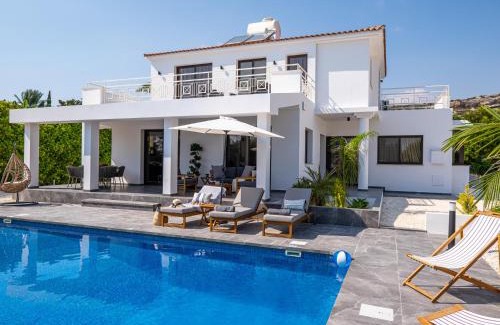 Peyia Town Villa | Cocoon Ocean Villa Luxury Escape