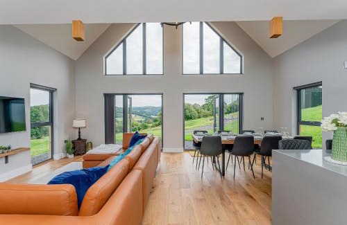 Carno House | Coed Y Pentre