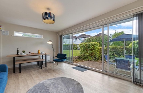 Saundersfoot Apartment | Coedrath Park 21 - Walk to Beach, Parking