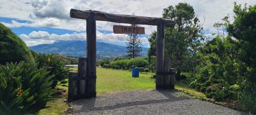 Roble Apartment | Coffee Garden Ranch Costa Rica