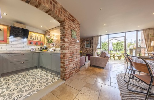 Walsingham Cottage | Cog Cottage, Great Walsingham. Norfolk